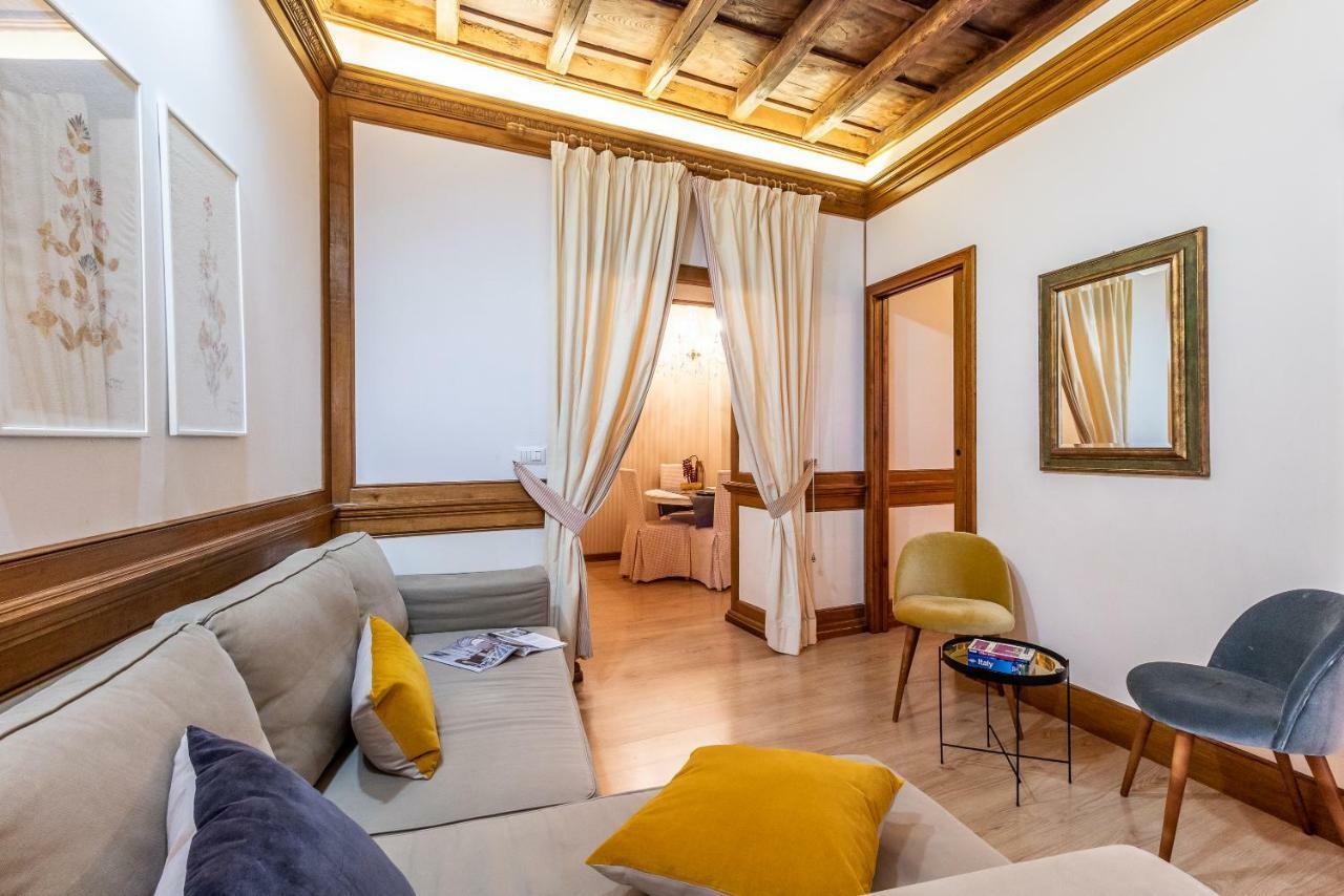 Spagna Historical By Spanish Steps ローマ エクステリア 写真